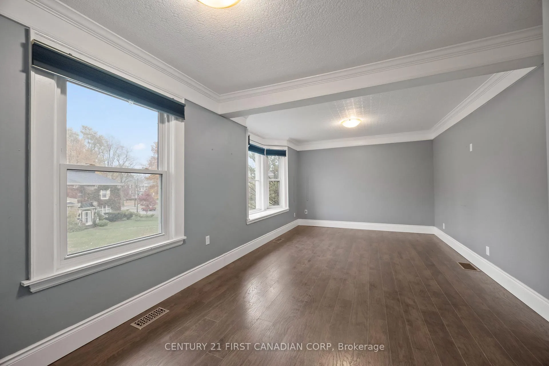 Photo 5 of Unit 2, 92 Hincks Street, St. Thomas — HOMEH