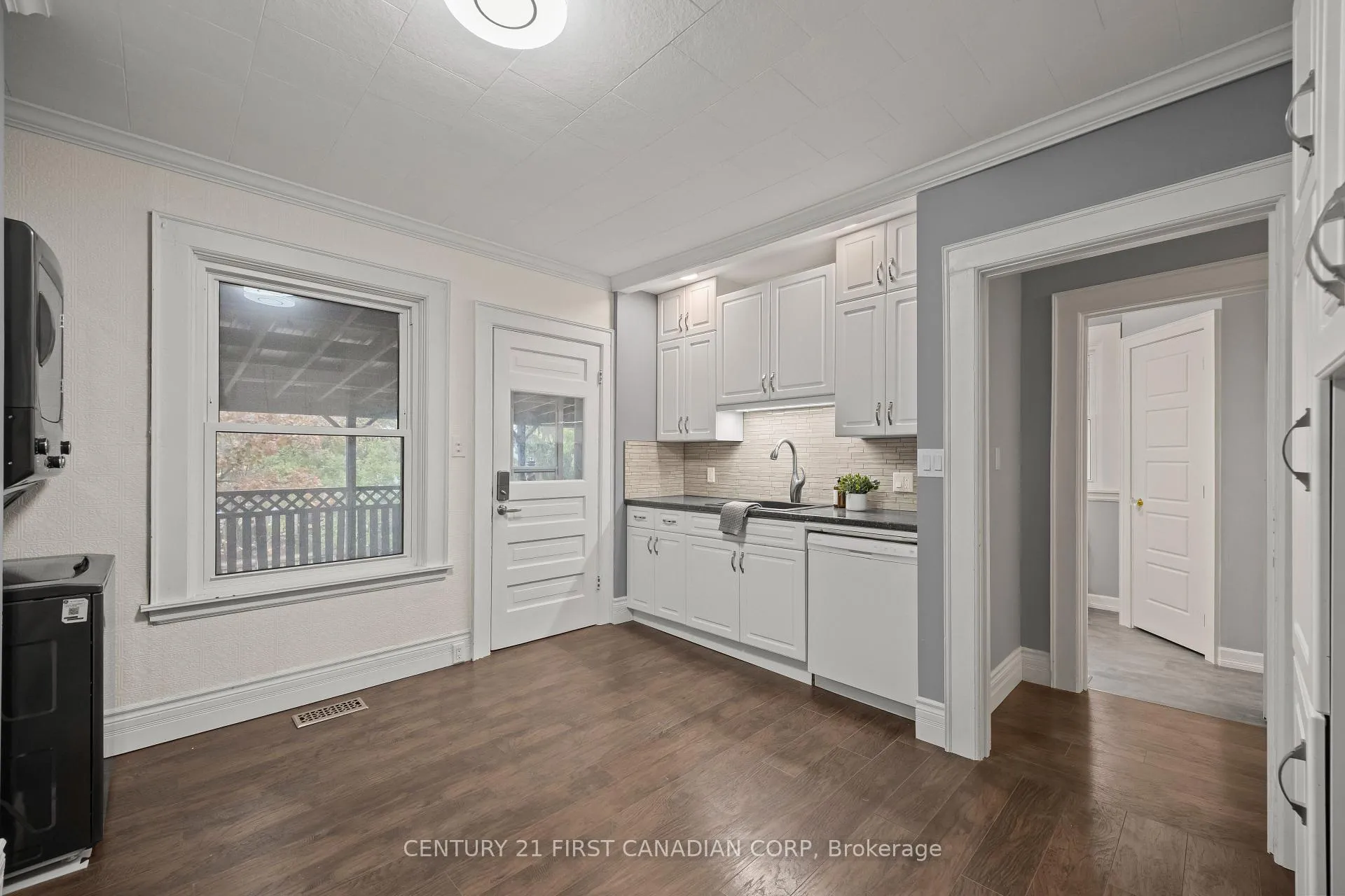 Photo 10 of Unit 2, 92 Hincks Street, St. Thomas — HOMEH