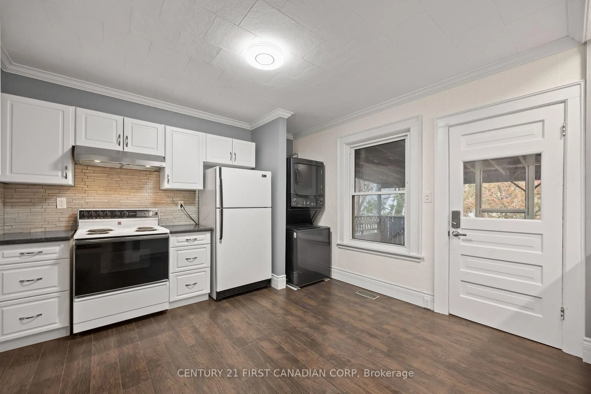 Photo 12 of Unit 2, 92 Hincks Street, St. Thomas — HOMEH