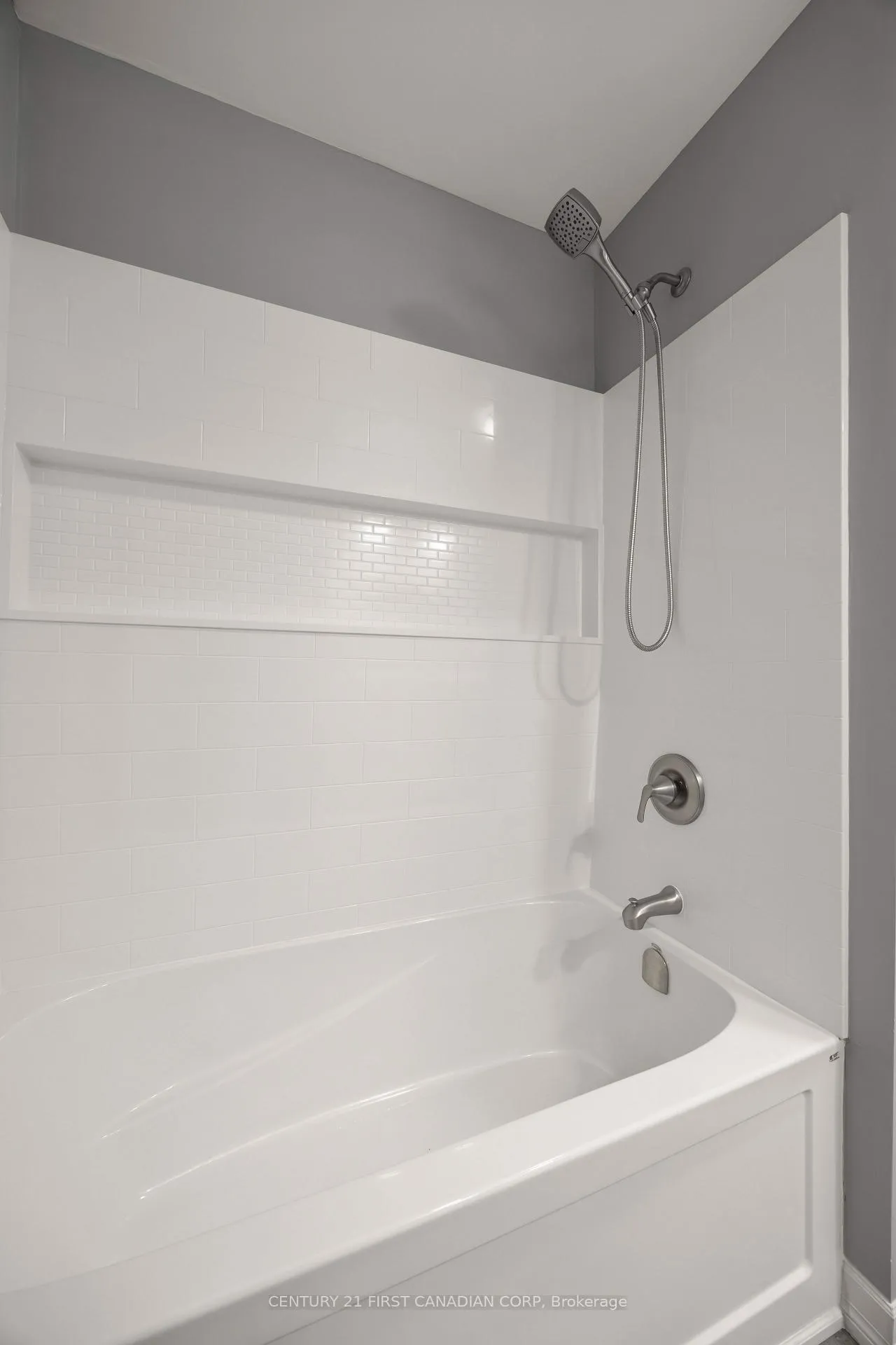 Photo 15 of Unit 2, 92 Hincks Street, St. Thomas — HOMEH