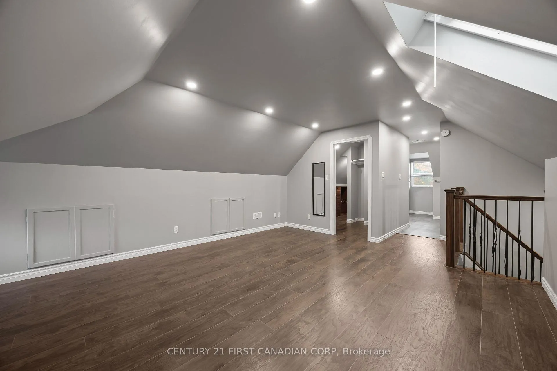 Photo 19 of Unit 2, 92 Hincks Street, St. Thomas — HOMEH