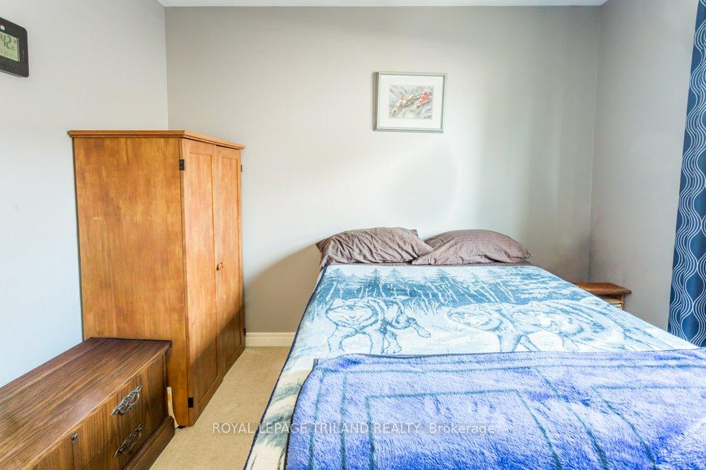 Photo 13 of 28 Schreyer Drive, St. Thomas — HOMEH