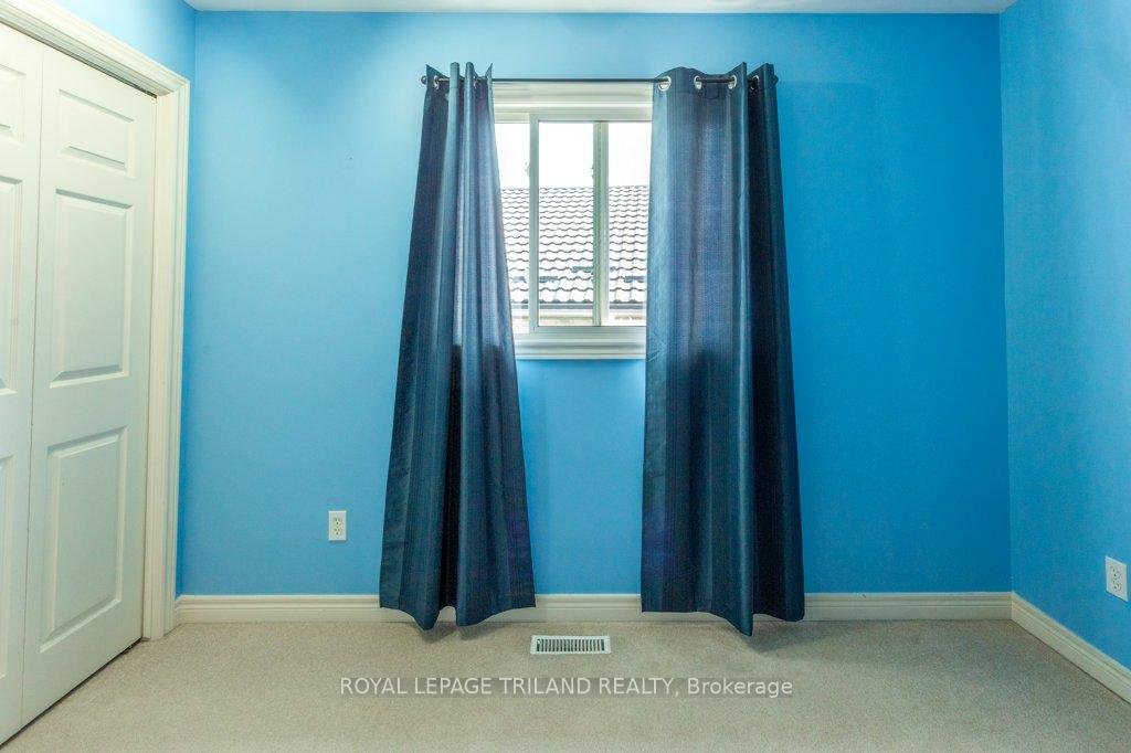 Photo 14 of 28 Schreyer Drive, St. Thomas — HOMEH