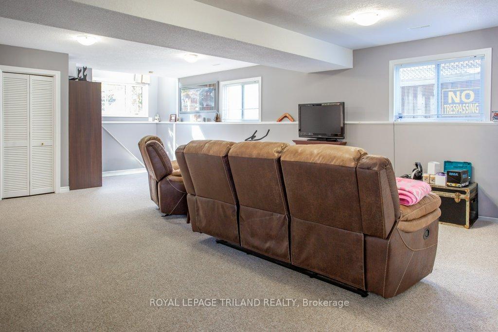 Photo 22 of 28 Schreyer Drive, St. Thomas — HOMEH