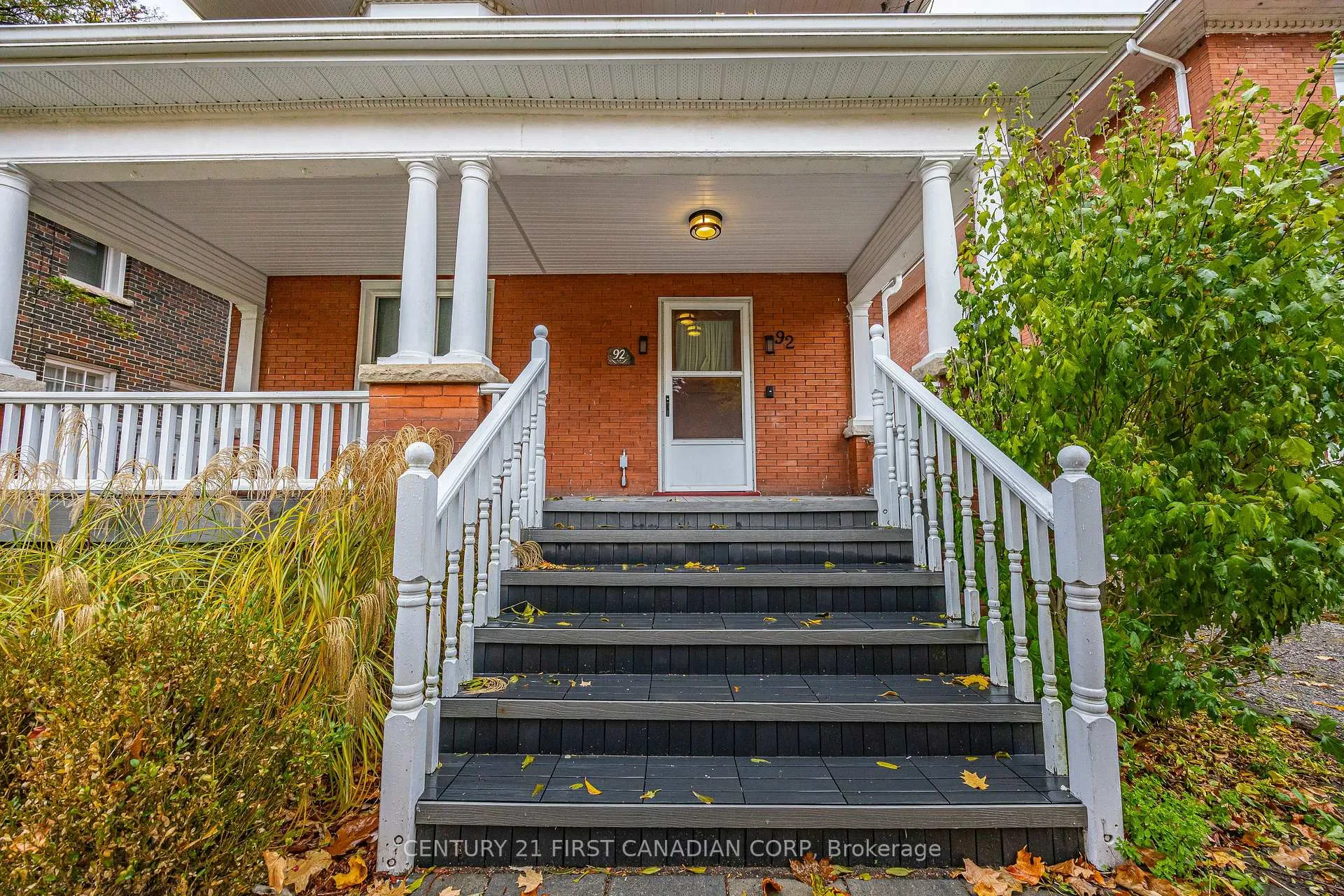 Photo 3 of Unit 1, 92 Hincks Street, St. Thomas — HOMEH