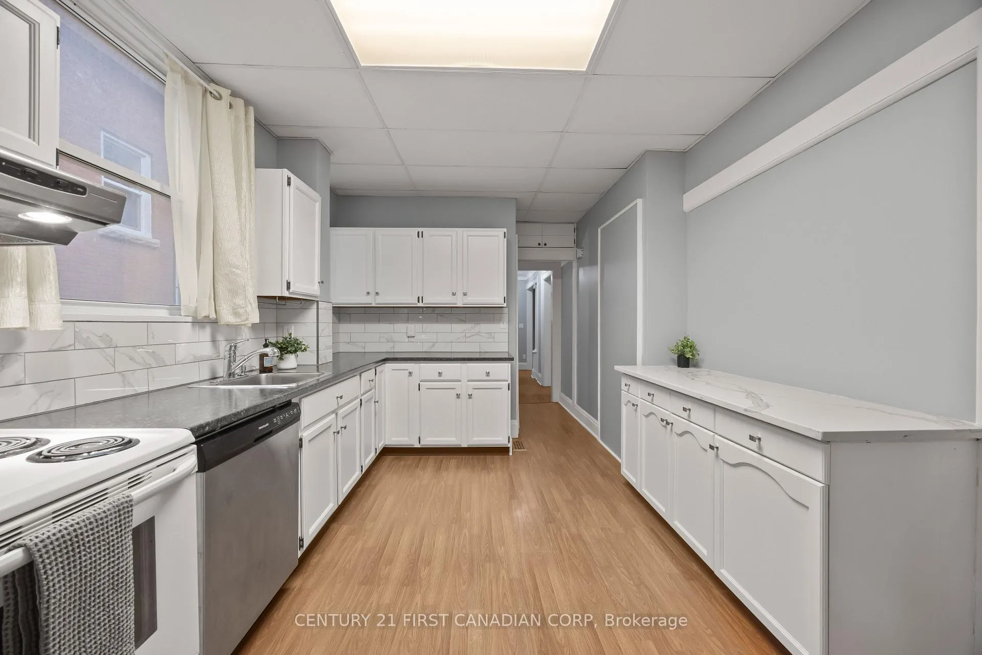 Photo 15 of Unit 1, 92 Hincks Street, St. Thomas — HOMEH