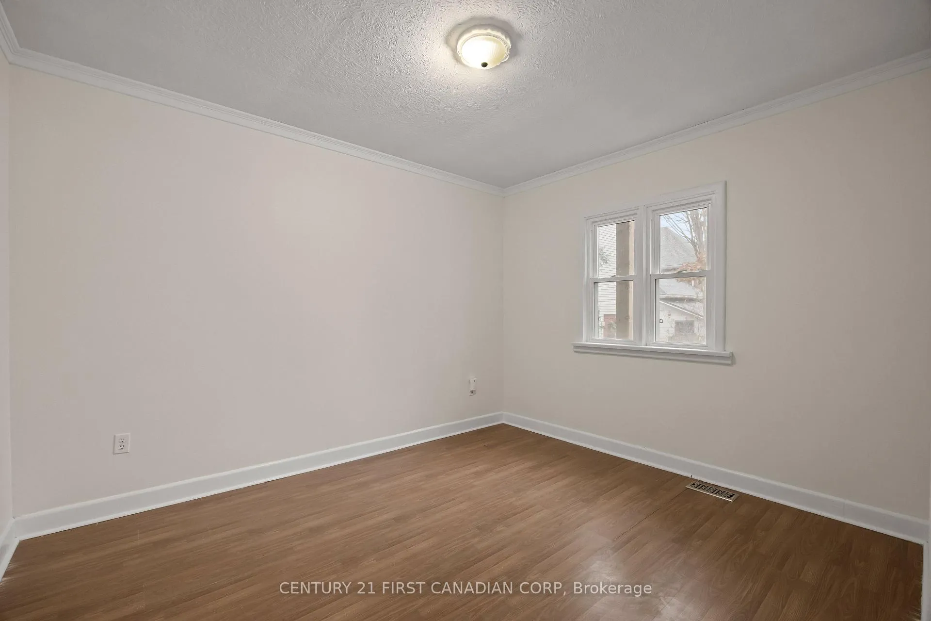 Photo 18 of Unit 1, 92 Hincks Street, St. Thomas — HOMEH