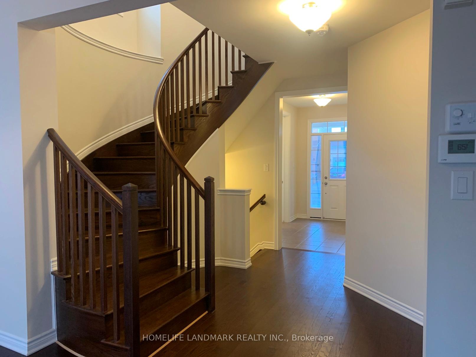 Photo 3 of 753 Rosehill Avenue, Ottawa, Stittsville (North) — HOMEH