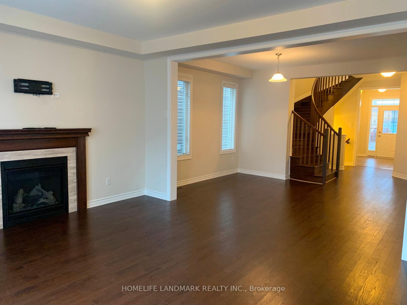 Photo 4 of 753 Rosehill Avenue, Ottawa, Stittsville (North) — HOMEH