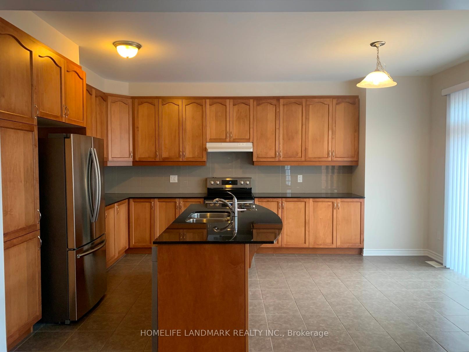 Photo 7 of 753 Rosehill Avenue, Ottawa, Stittsville (North) — HOMEH
