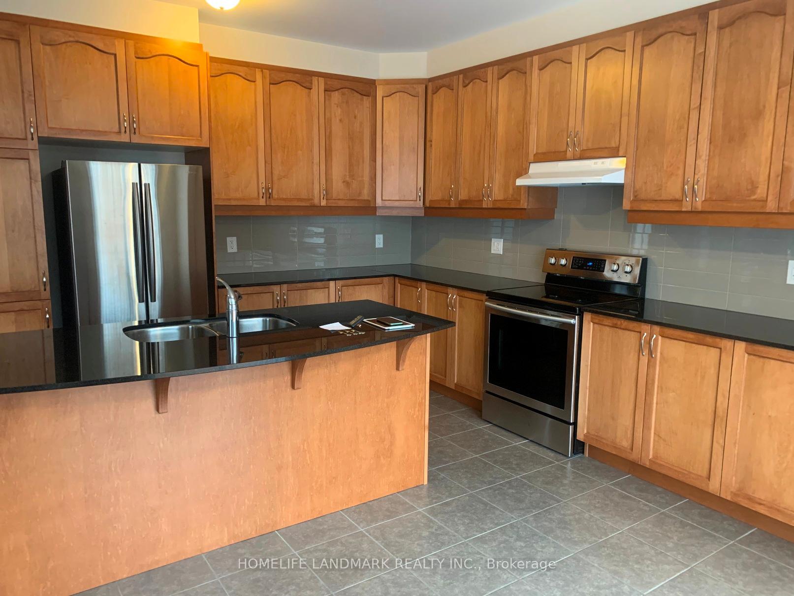 Photo 8 of 753 Rosehill Avenue, Ottawa, Stittsville (North) — HOMEH