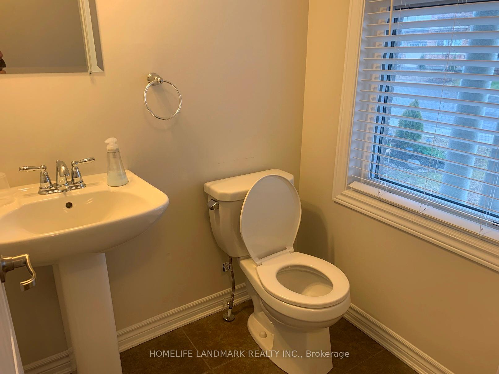 Photo 10 of 753 Rosehill Avenue, Ottawa, Stittsville (North) — HOMEH