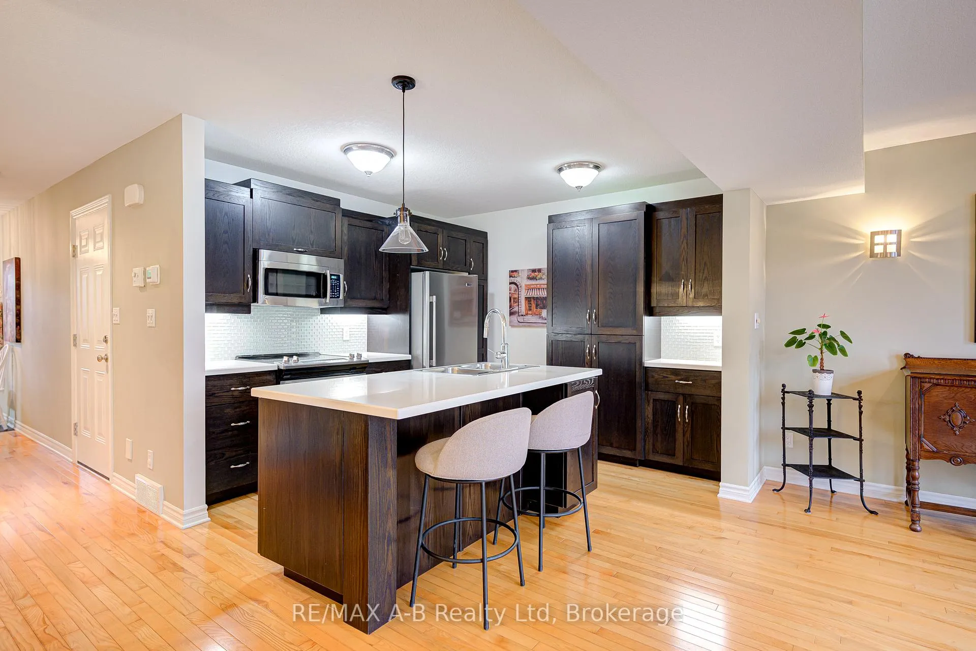 Photo 11 of 20 Harrison Street, Stratford — HOMEH