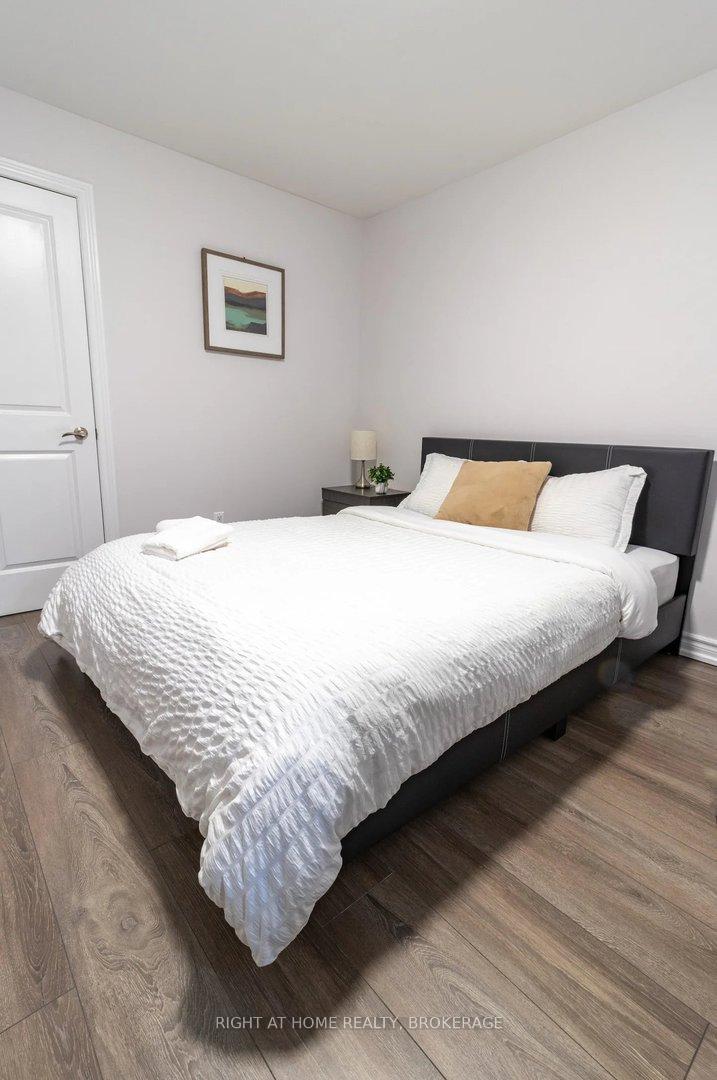 Photo 1 of Unit UPPER, 60 Ross Street, St. Thomas — HOMEH