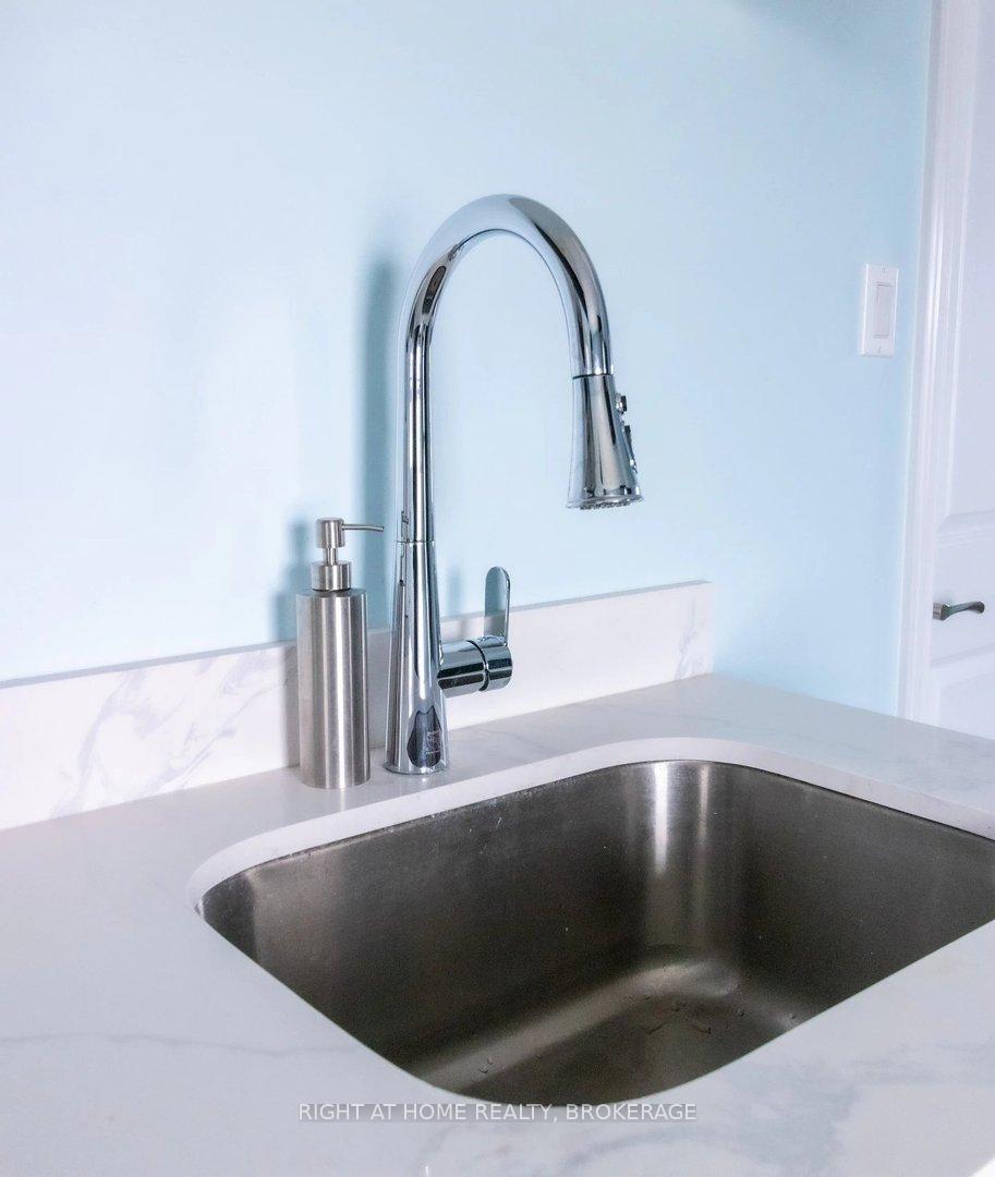 Photo 13 of Unit UPPER, 60 Ross Street, St. Thomas — HOMEH