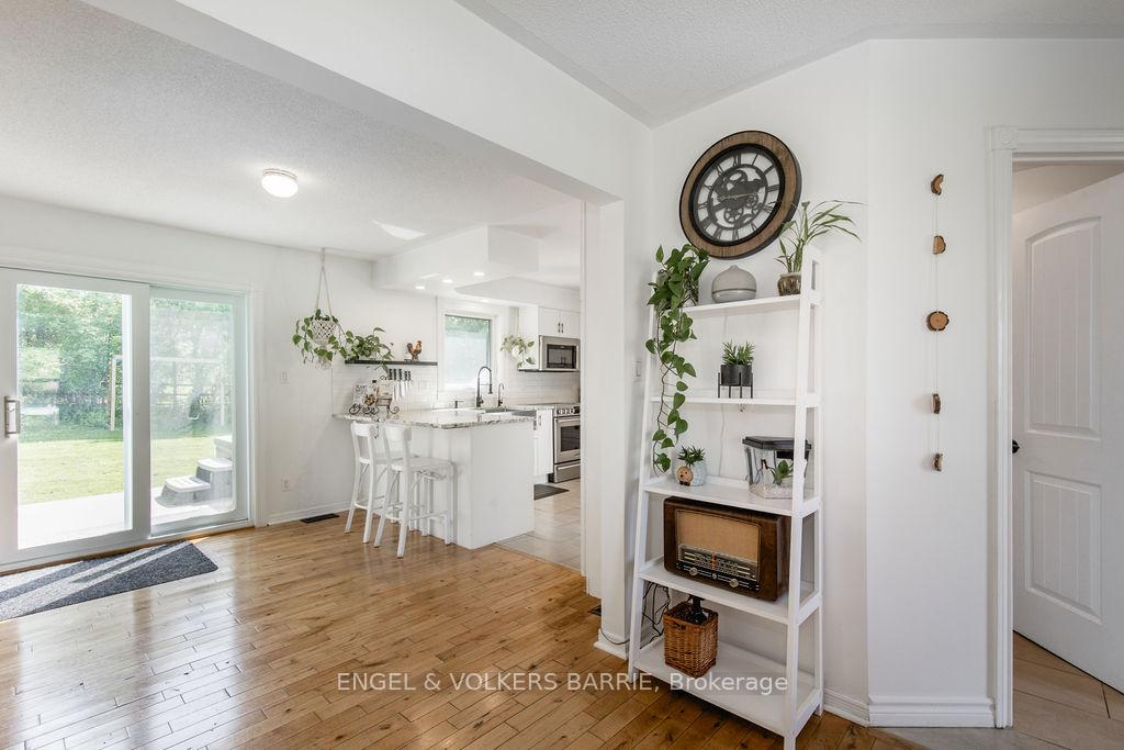 Photo 7 of 1309 St Vincent Street, Springwater, Midhurst — HOMEH