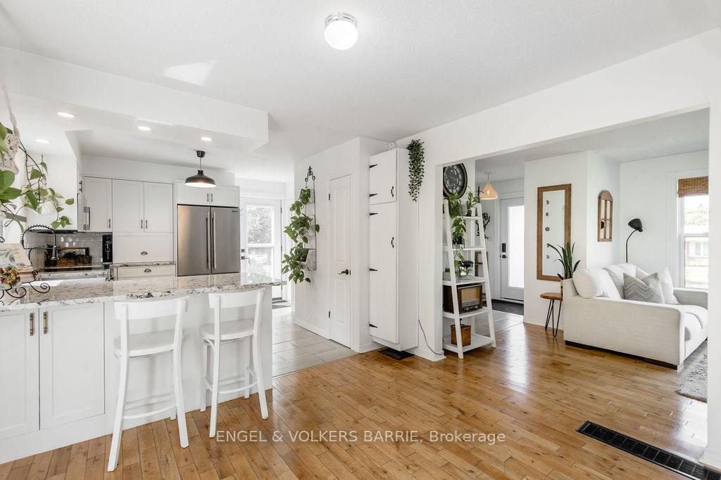 Photo 11 of 1309 St Vincent Street, Springwater, Midhurst — HOMEH