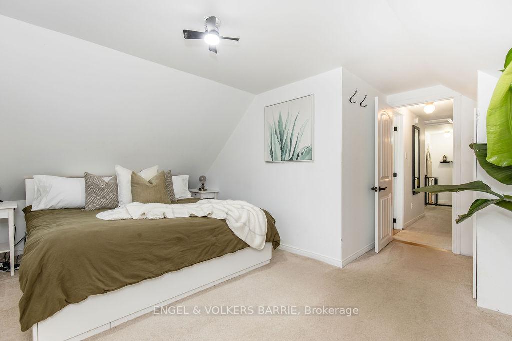 Photo 20 of 1309 St Vincent Street, Springwater, Midhurst — HOMEH