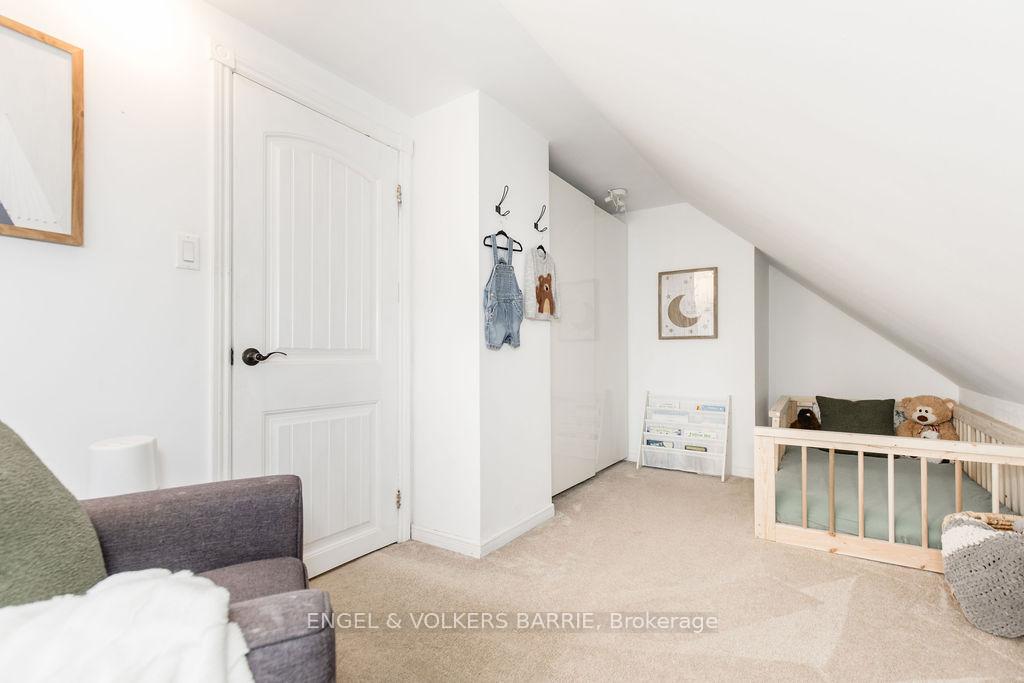 Photo 23 of 1309 St Vincent Street, Springwater, Midhurst — HOMEH