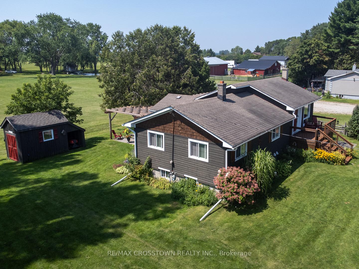 Photo 3 of 14308 County 27 Road, Springwater, Rural Springwater — HOMEH