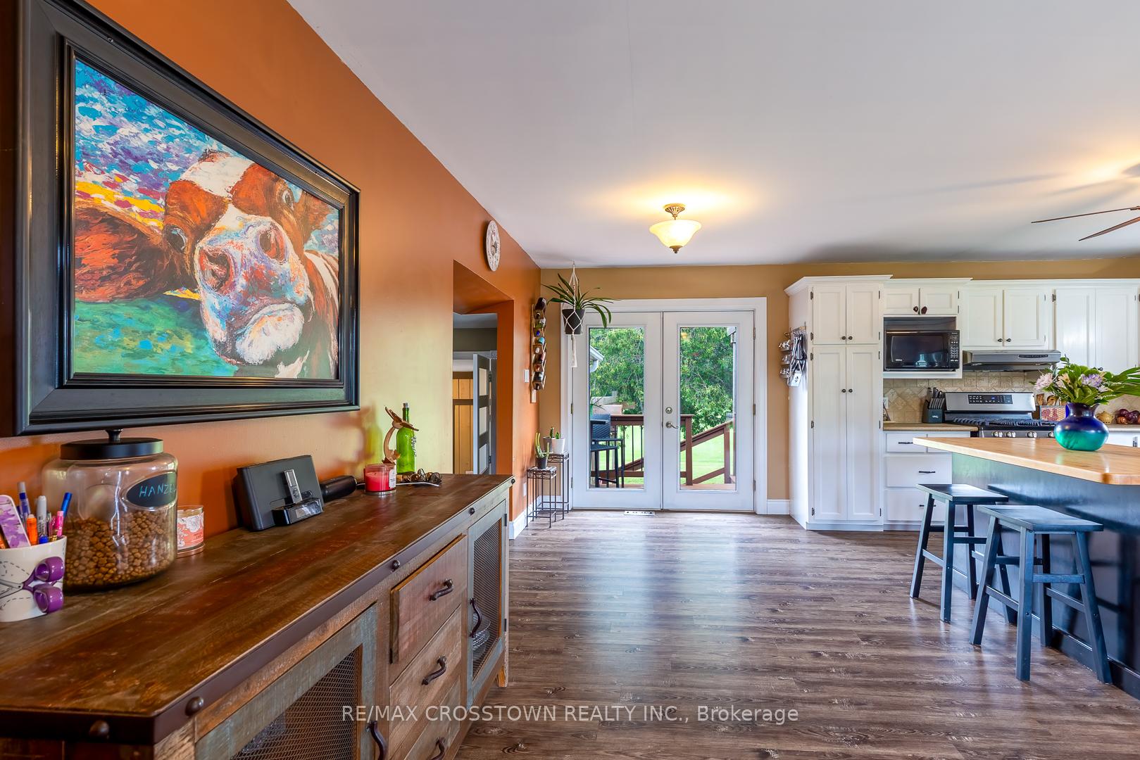 Photo 4 of 14308 County 27 Road, Springwater, Rural Springwater — HOMEH