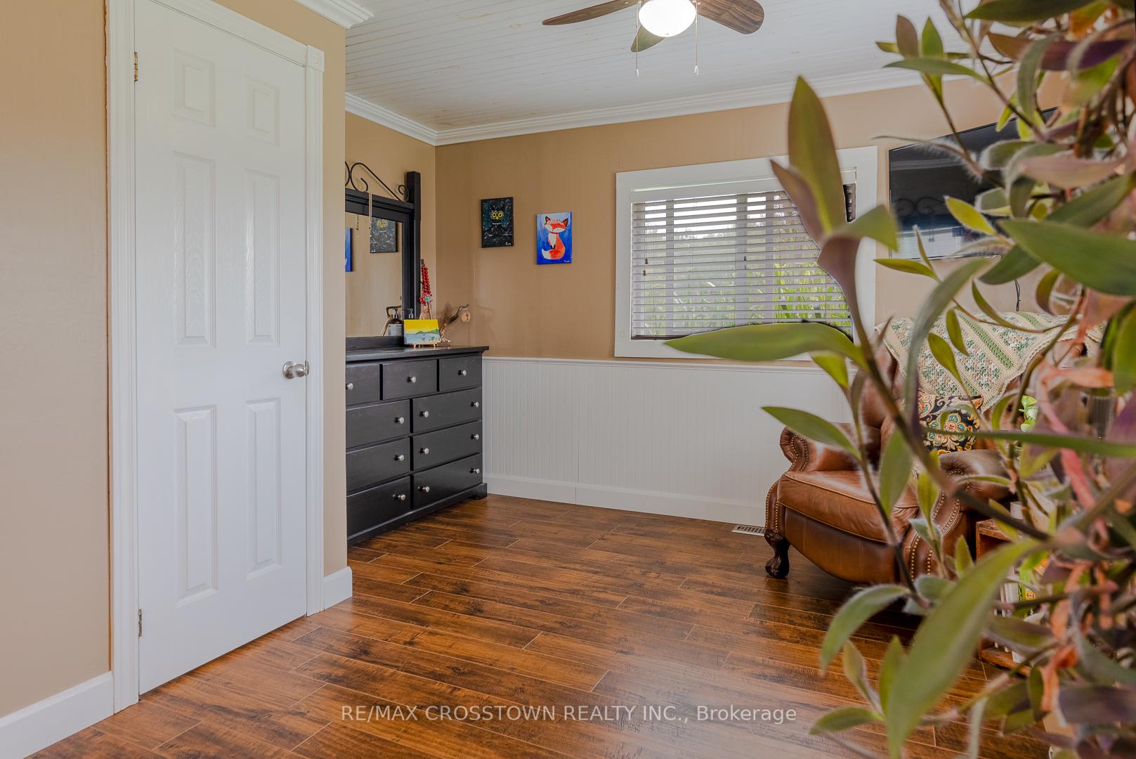 Photo 13 of 14308 County 27 Road, Springwater, Rural Springwater — HOMEH