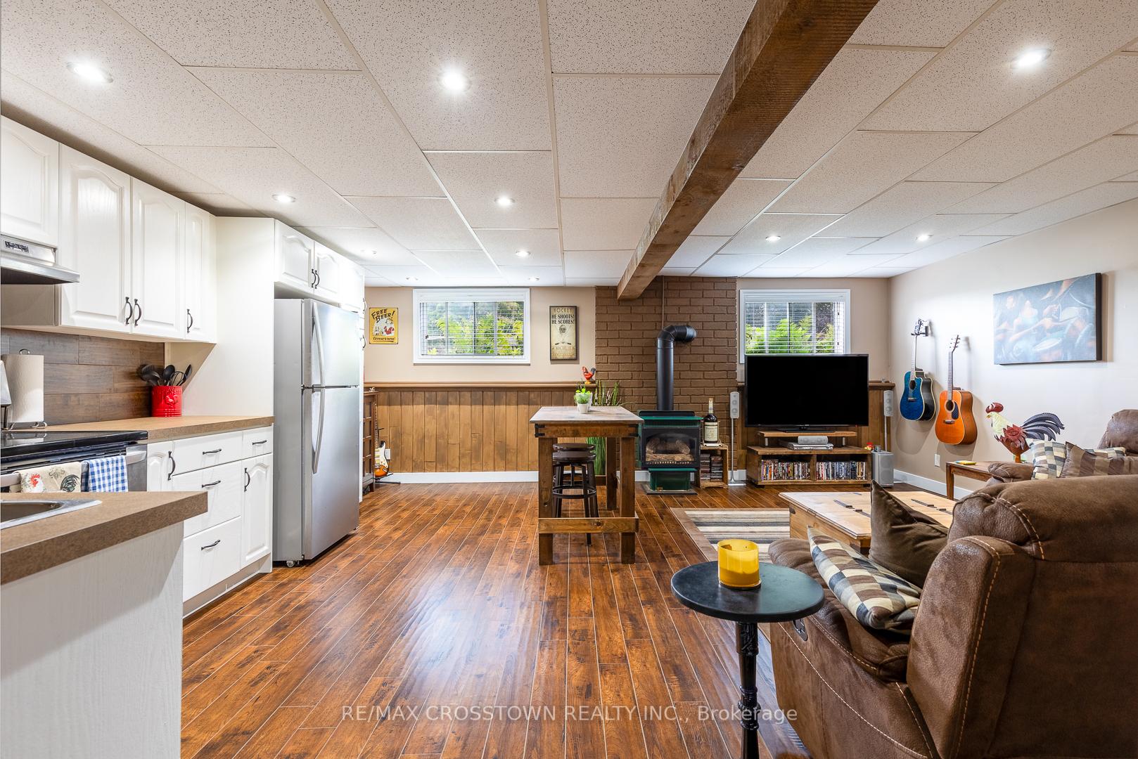 Photo 24 of 14308 County 27 Road, Springwater, Rural Springwater — HOMEH