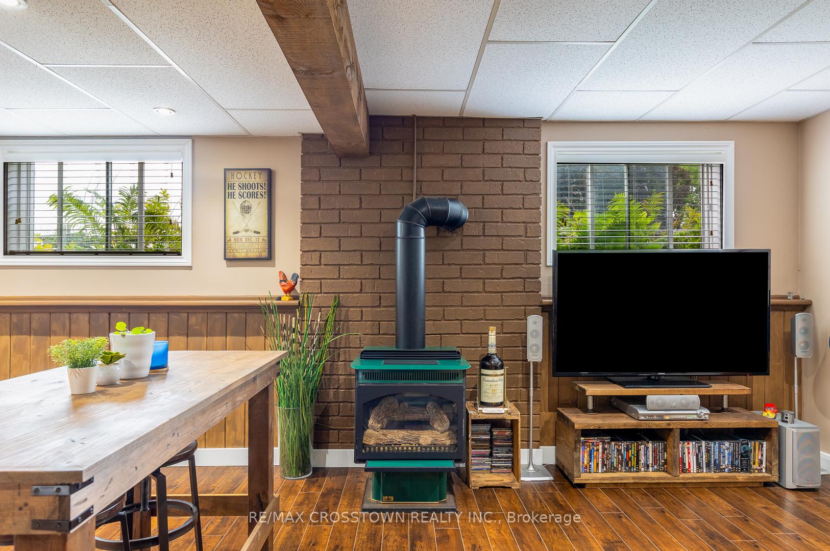 Photo 27 of 14308 County 27 Road, Springwater, Rural Springwater — HOMEH
