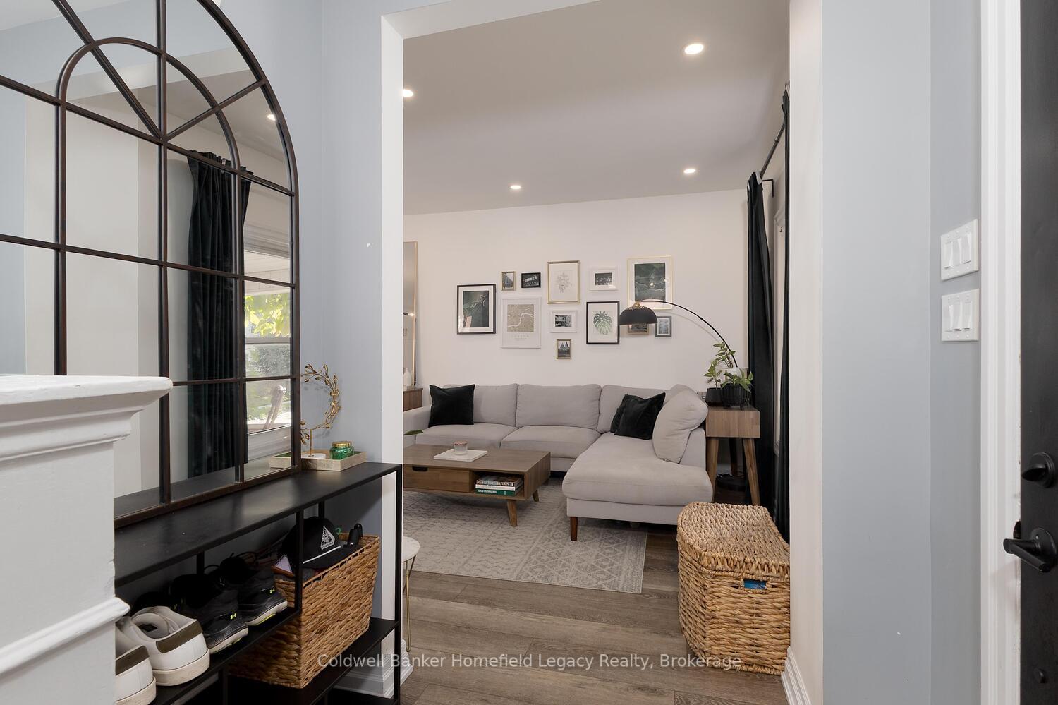 Photo 4 of 95 Mcnab Street, Stratford — HOMEH