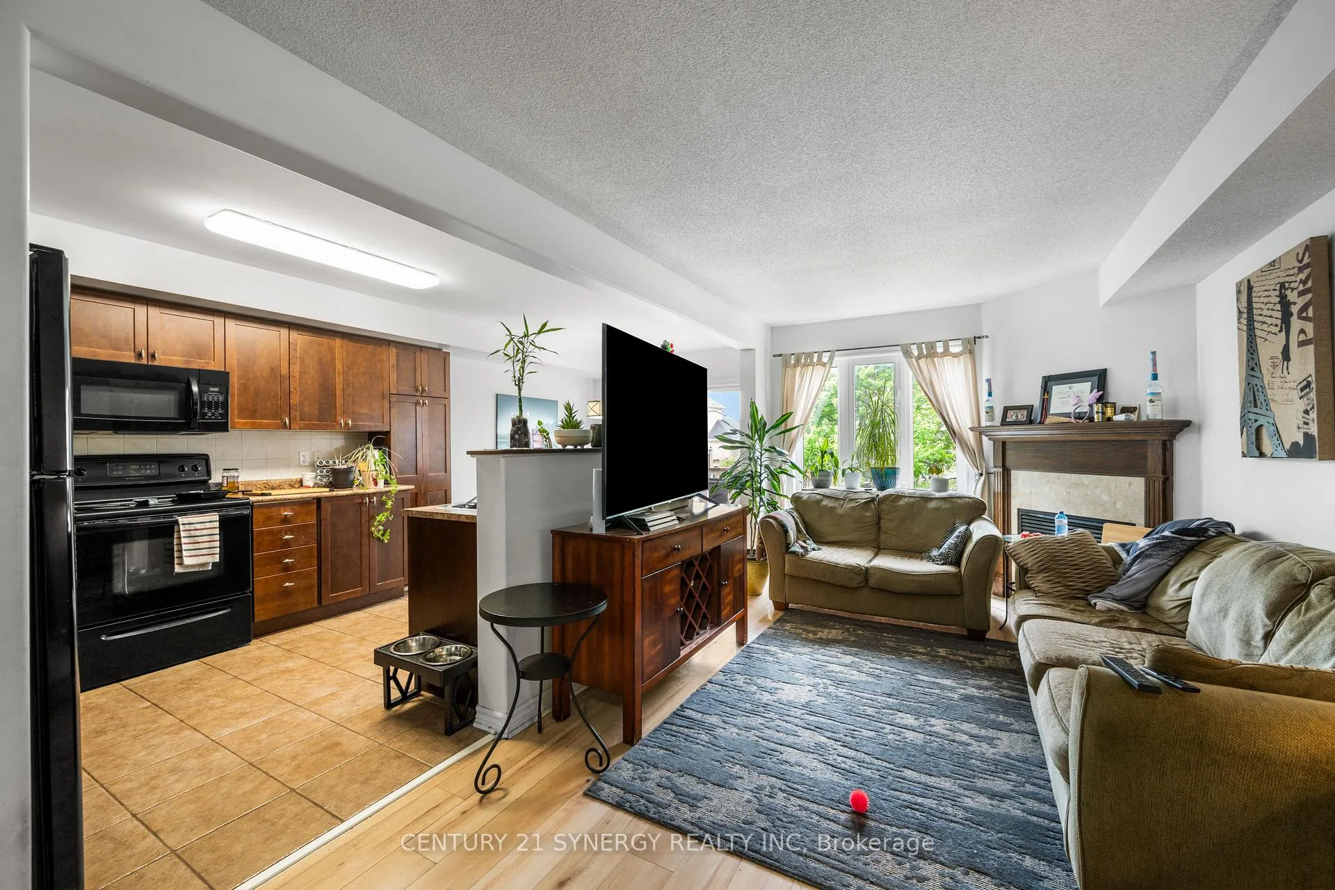 Photo 3 of 148 Talltree Crescent, Ottawa, Stittsville (Central) — HOMEH