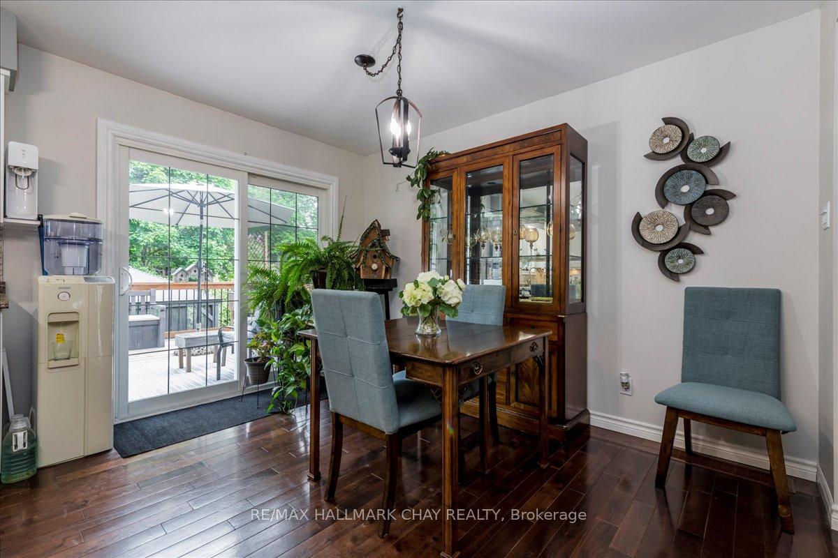 Photo 7 of 17 Glenview Avenue, Springwater, Elmvale — HOMEH