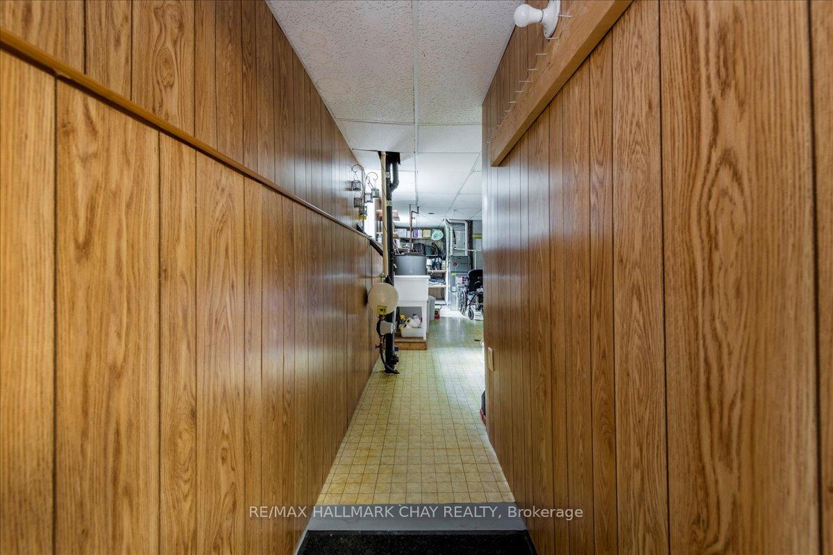 Photo 24 of 17 Glenview Avenue, Springwater, Elmvale — HOMEH