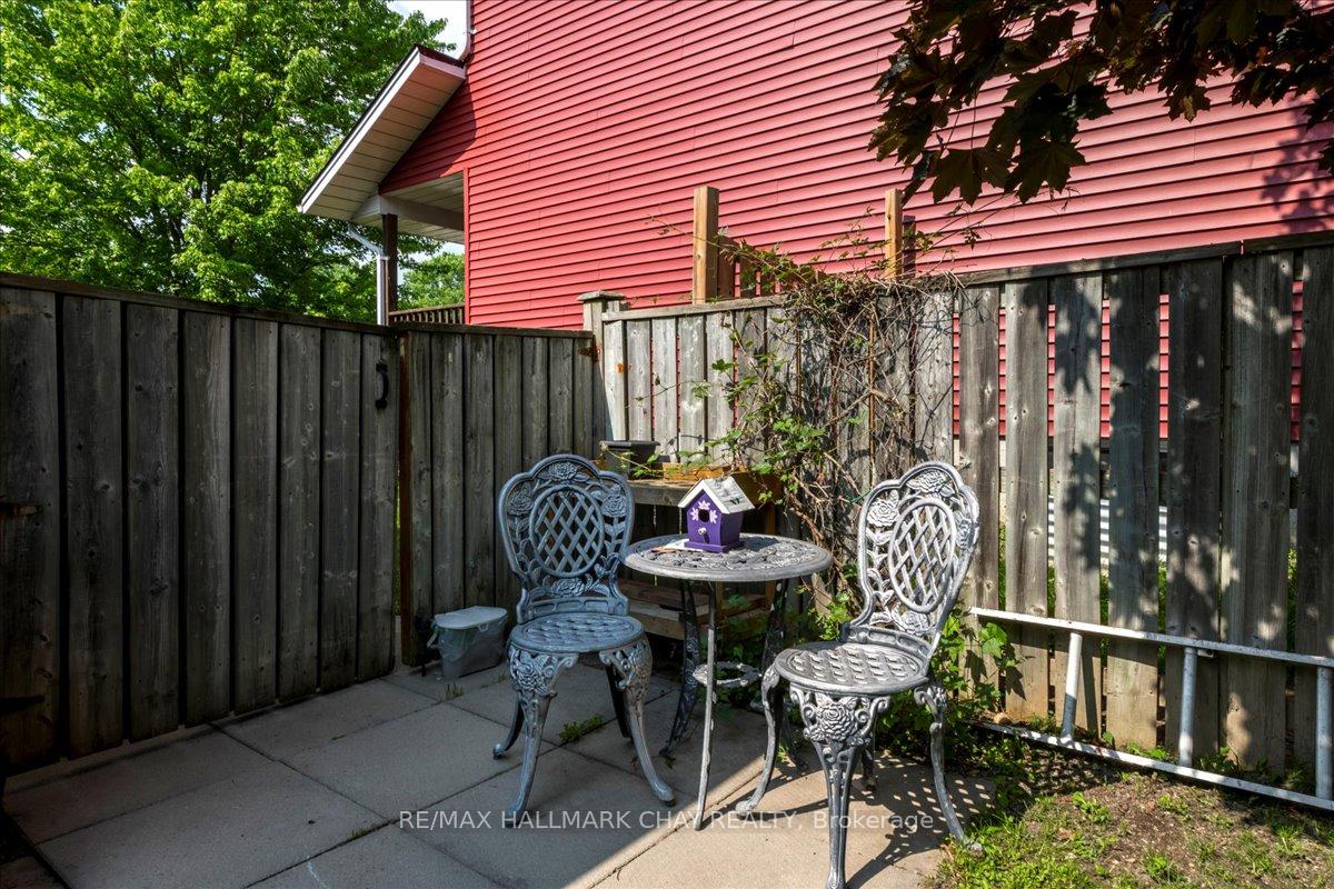 Photo 28 of 17 Glenview Avenue, Springwater, Elmvale — HOMEH