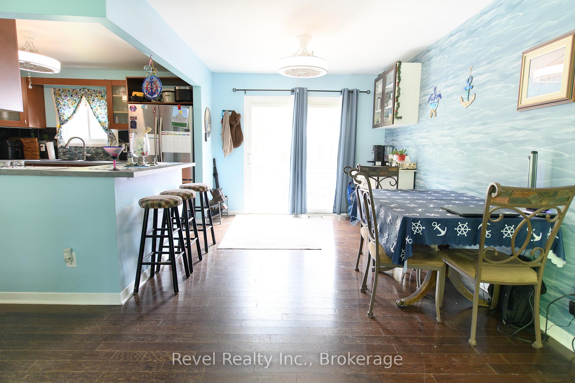 Photo 6 of 11 Innisfree Drive, Springwater, Rural Springwater — HOMEH