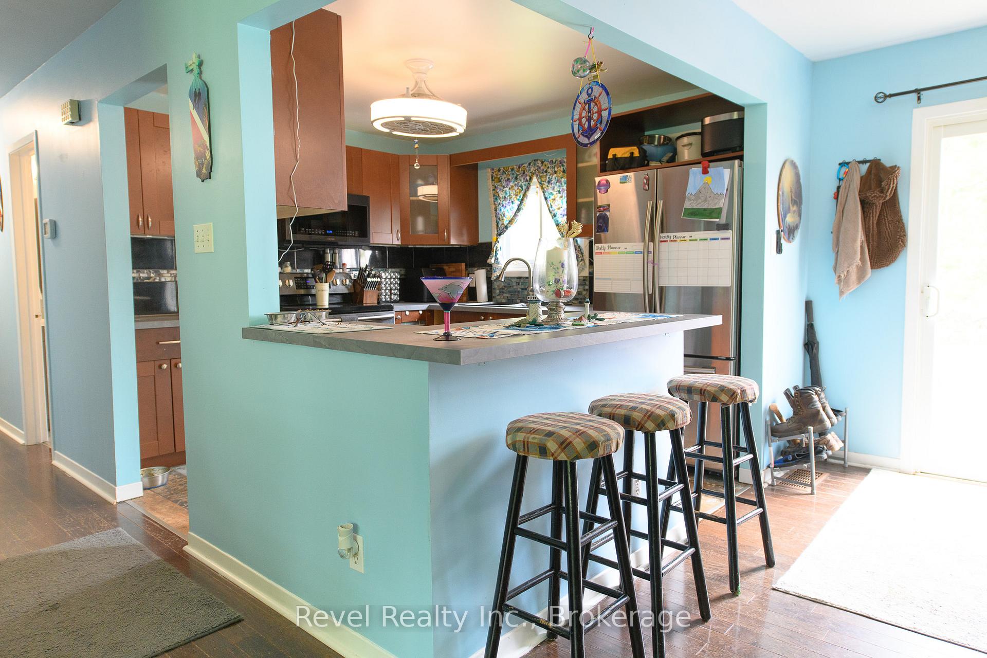 Photo 7 of 11 Innisfree Drive, Springwater, Rural Springwater — HOMEH