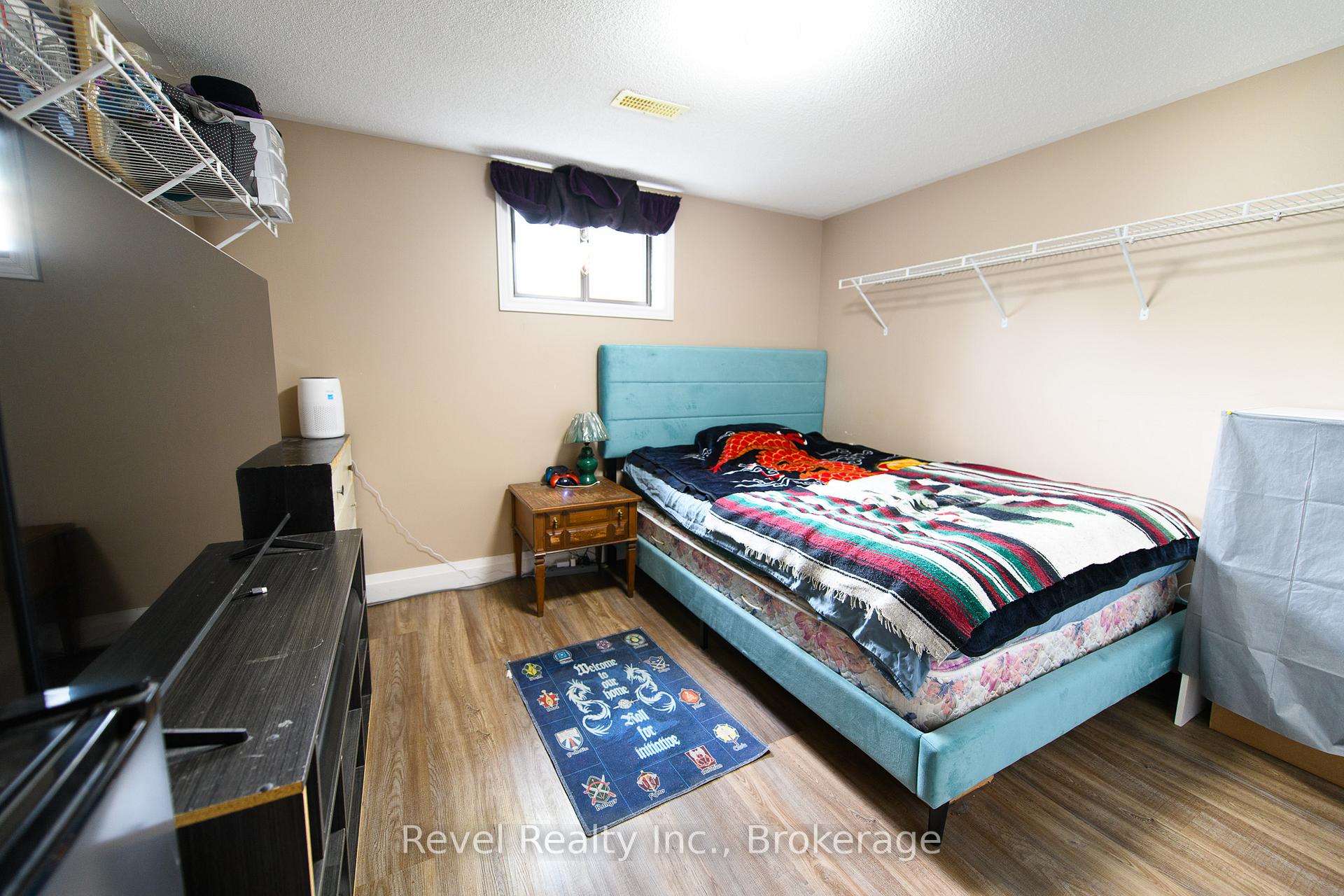 Photo 18 of 11 Innisfree Drive, Springwater, Rural Springwater — HOMEH