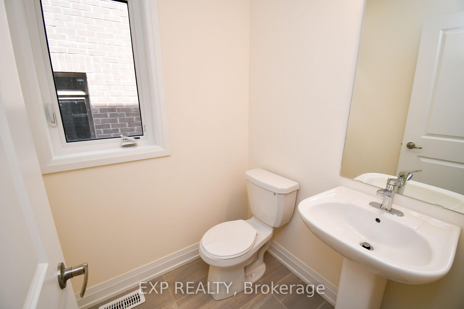Photo 9 of 56 Bearberry Road, Springwater, Midhurst — HOMEH