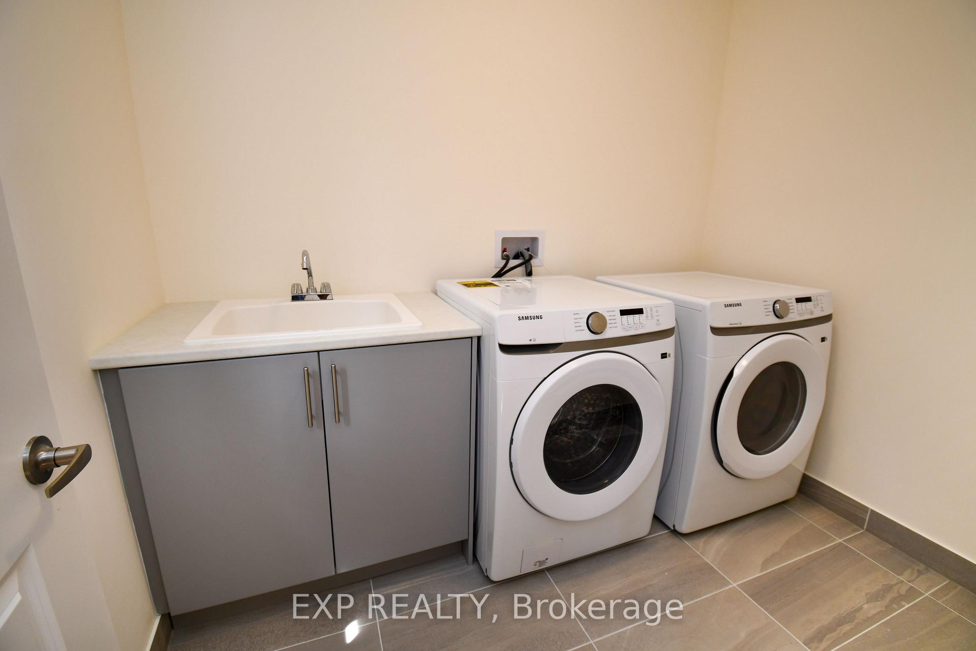 Photo 16 of 56 Bearberry Road, Springwater, Midhurst — HOMEH