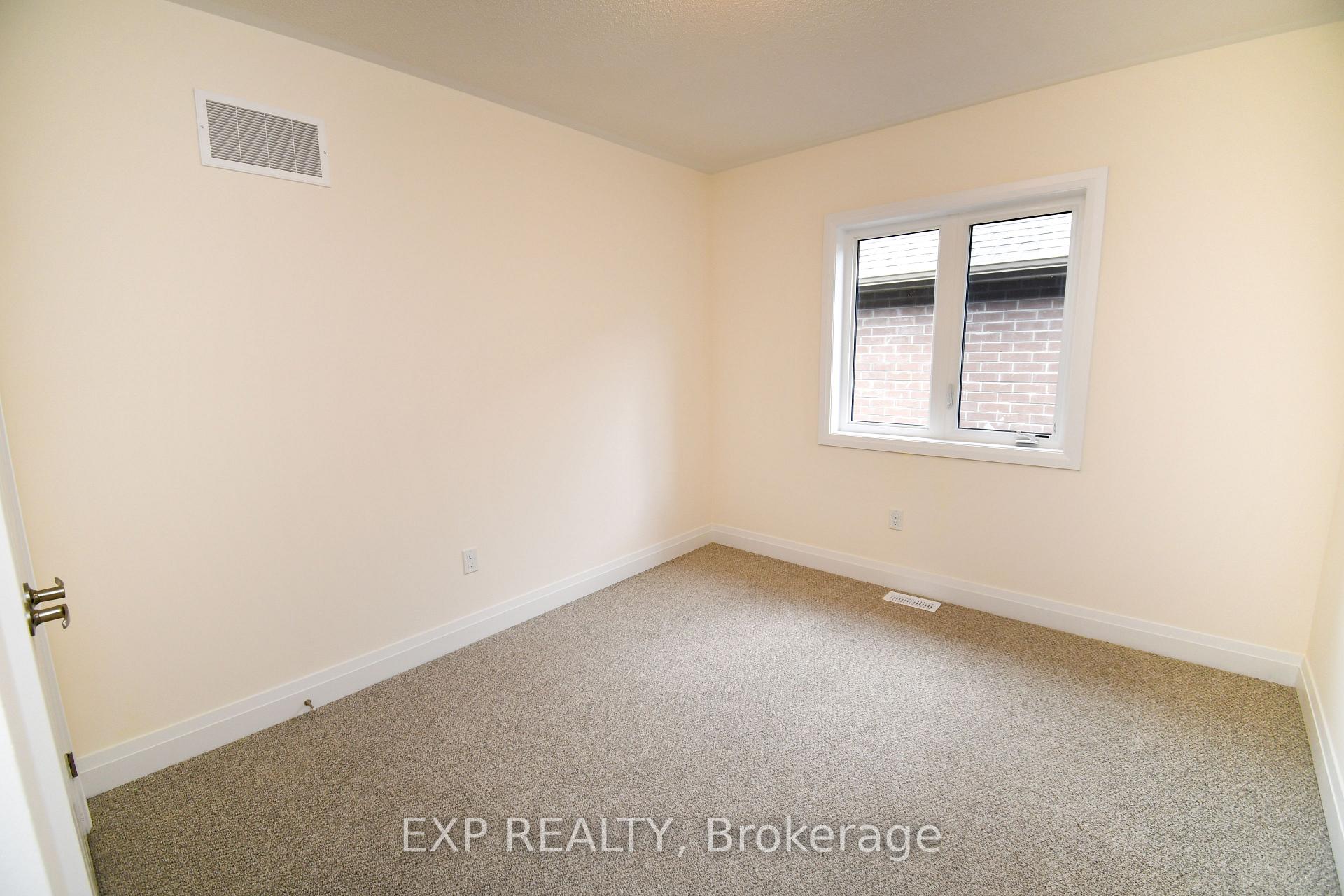Photo 25 of 56 Bearberry Road, Springwater, Midhurst — HOMEH