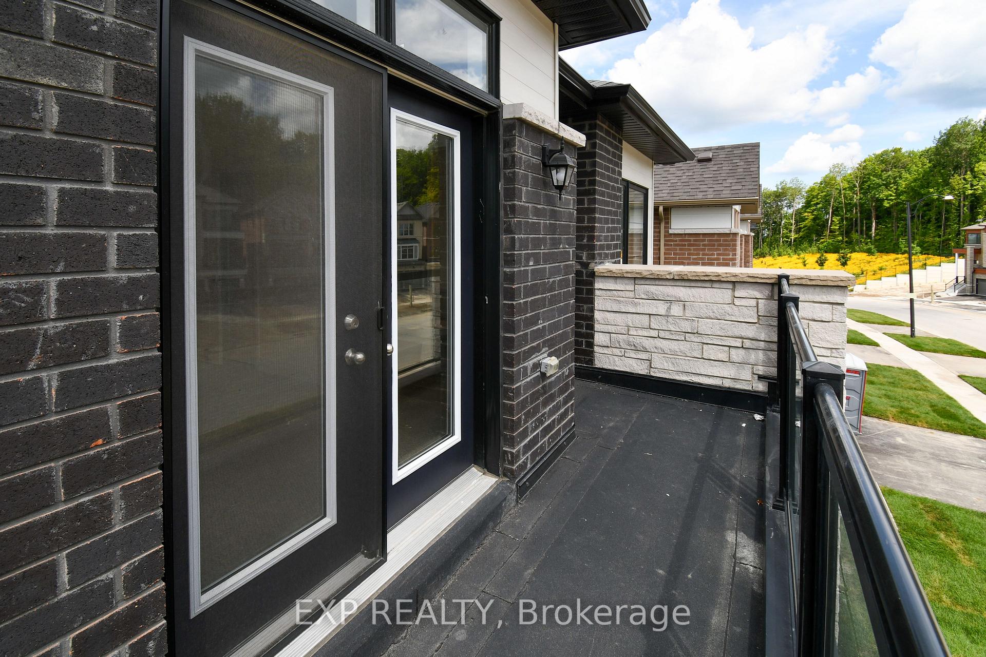 Photo 33 of 56 Bearberry Road, Springwater, Midhurst — HOMEH