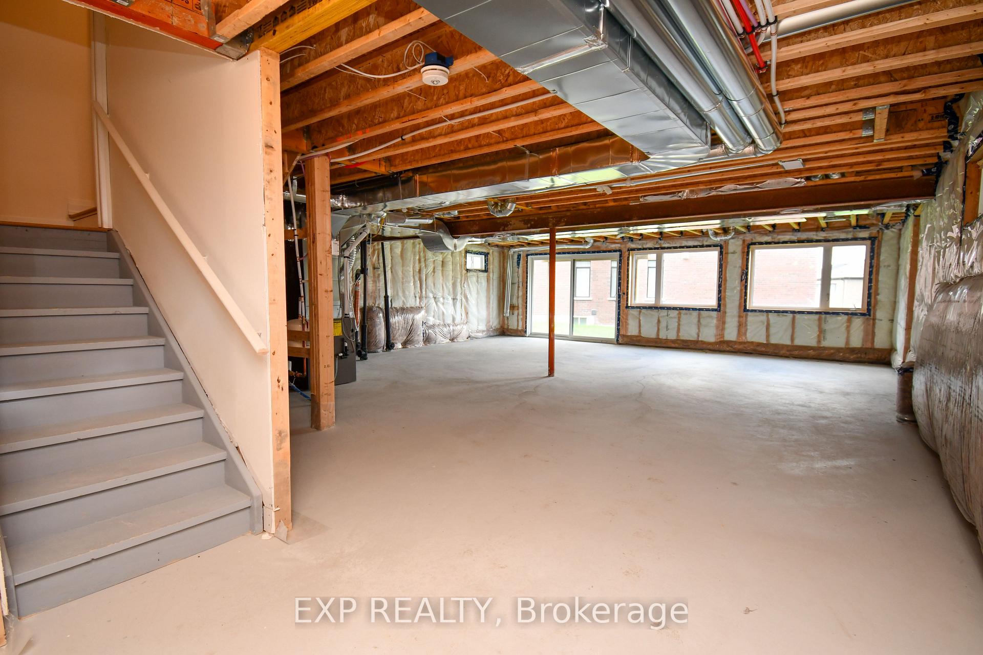Photo 36 of 56 Bearberry Road, Springwater, Midhurst — HOMEH