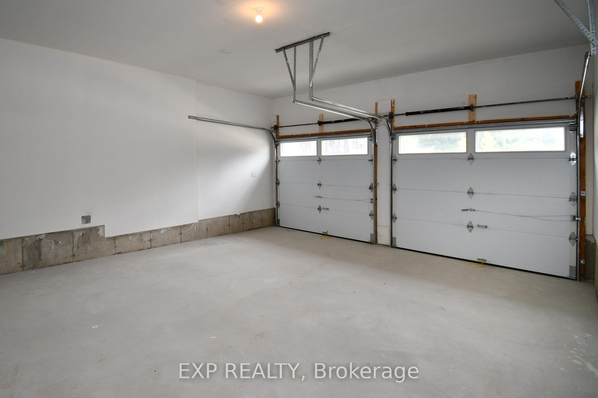 Photo 40 of 56 Bearberry Road, Springwater, Midhurst — HOMEH