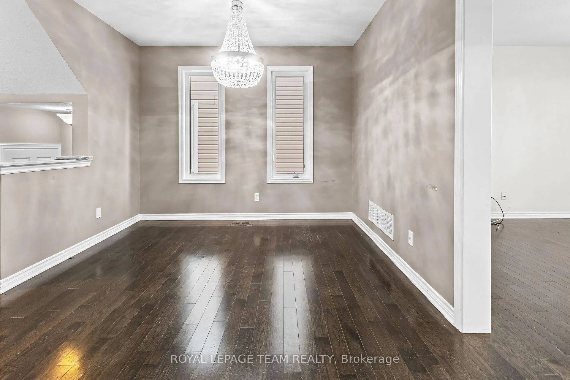 Photo 8 of 103 Coriolis Court, Ottawa, Stittsville (North) — HOMEH