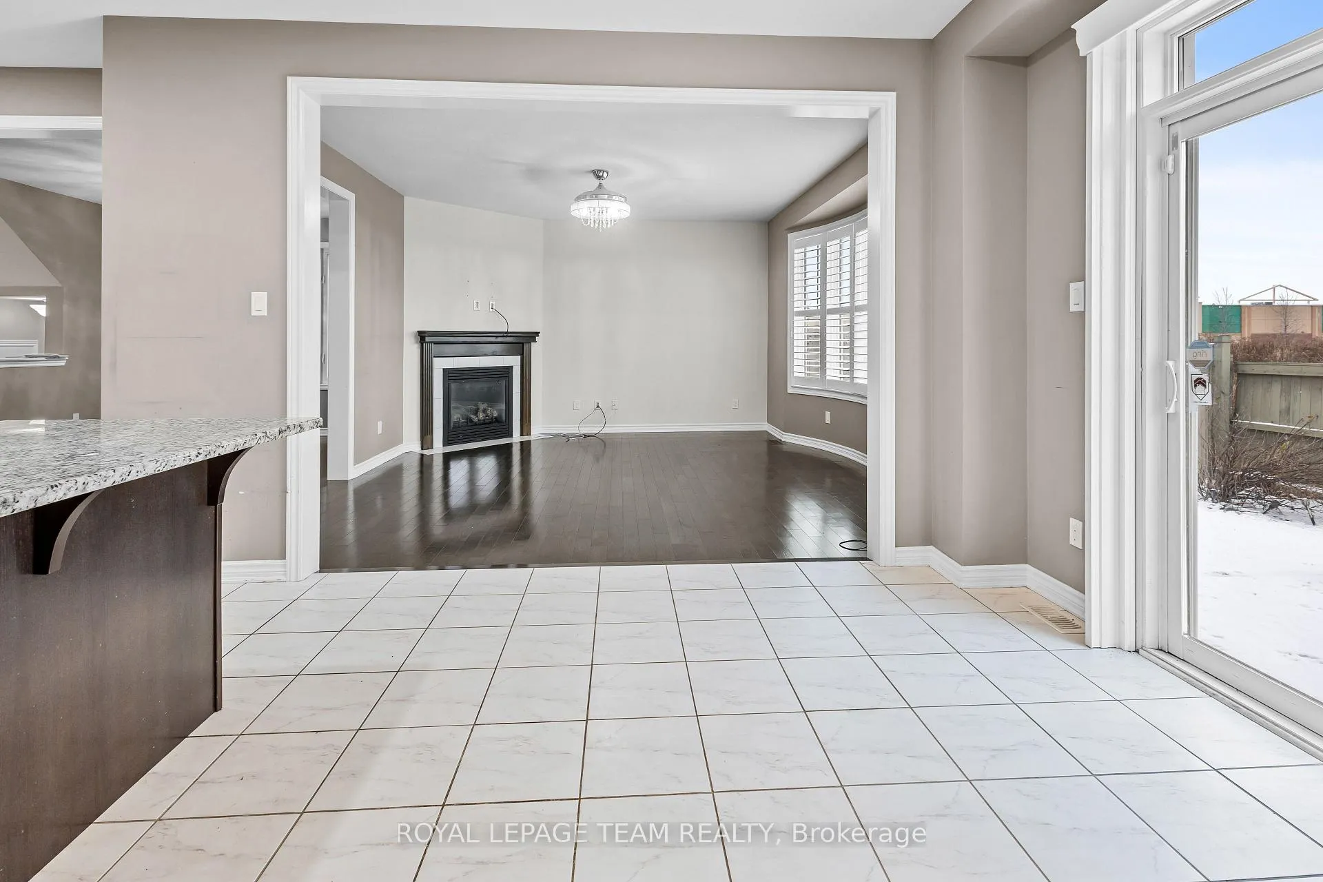 Photo 12 of 103 Coriolis Court, Ottawa, Stittsville (North) — HOMEH