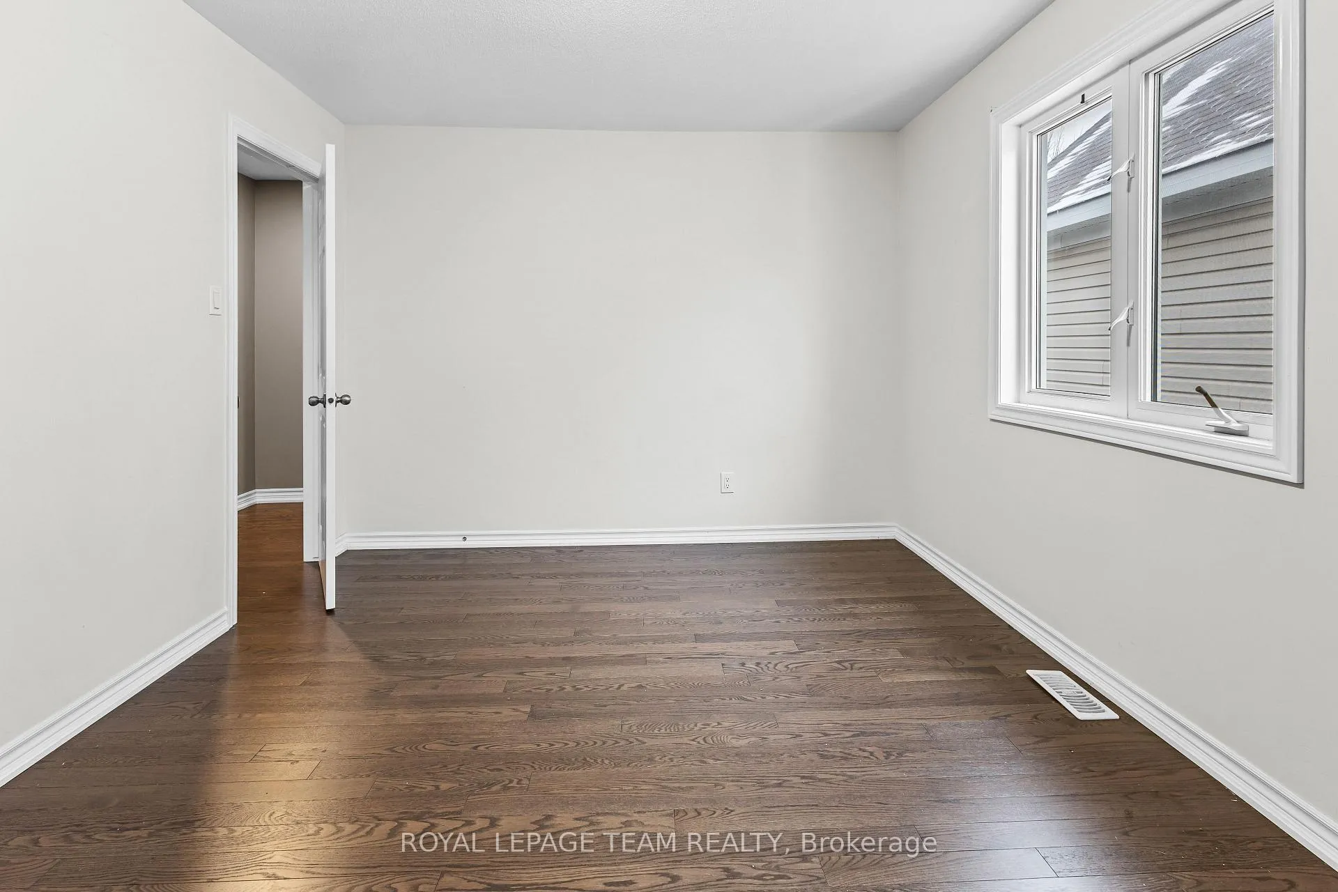 Photo 23 of 103 Coriolis Court, Ottawa, Stittsville (North) — HOMEH