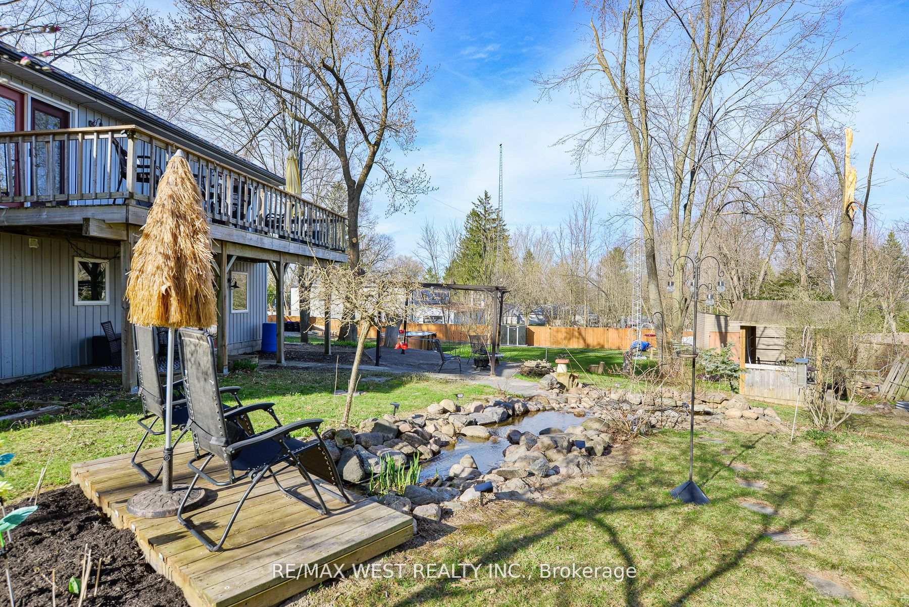 Photo 16 of 13 Albert Street W, Springwater, Hillsdale — HOMEH
