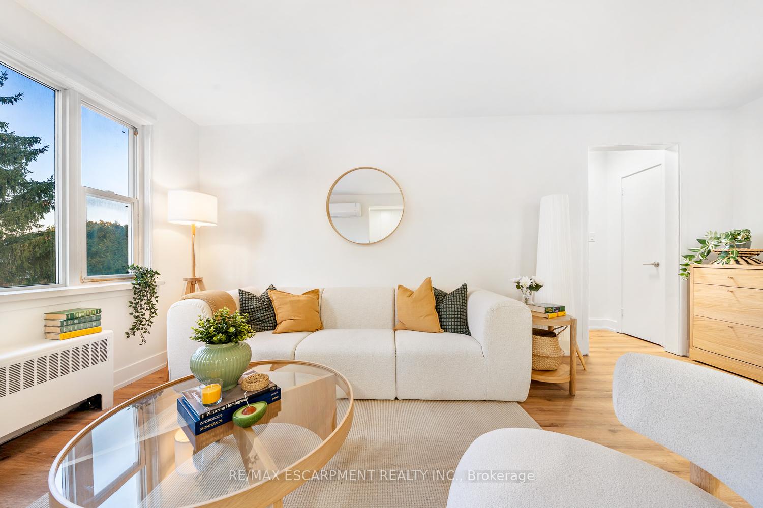 Photo 8 of Unit 17, 232 Elm Street, St. Thomas — HOMEH
