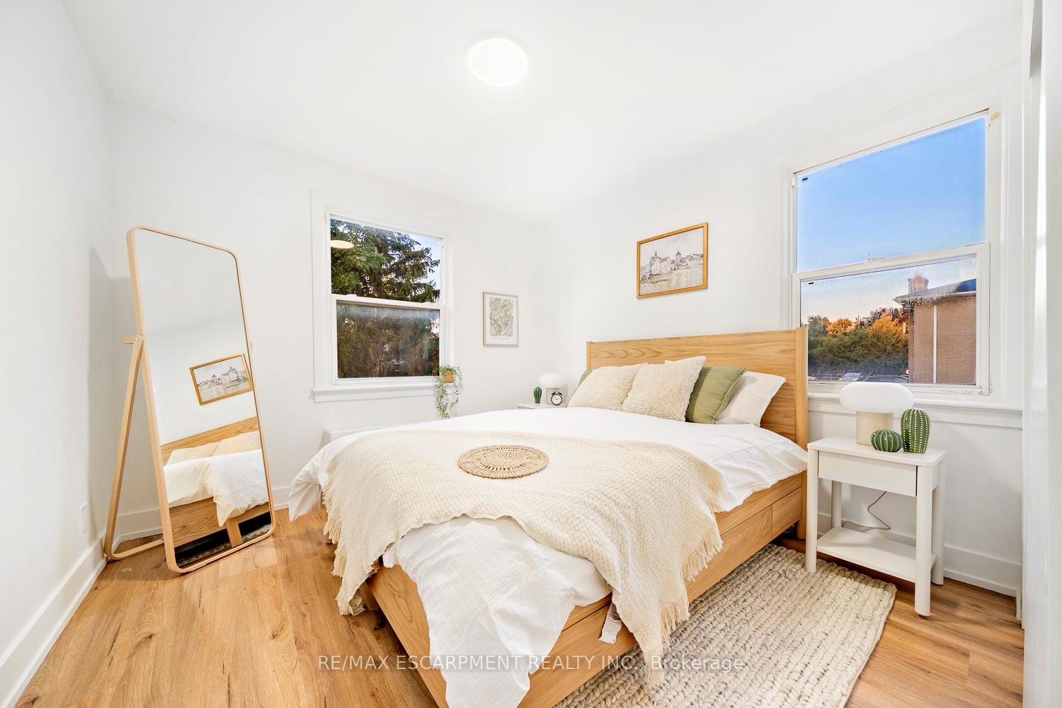 Photo 14 of Unit 17, 232 Elm Street, St. Thomas — HOMEH