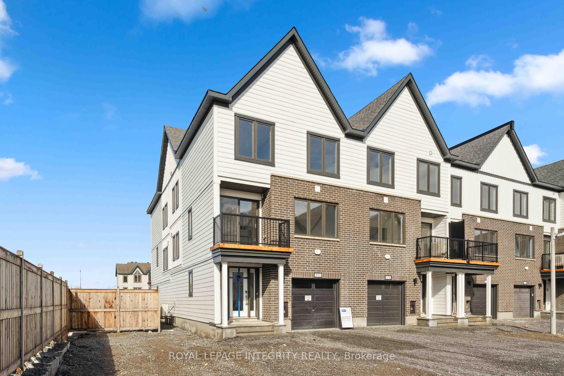 Photo 2 of 571 Woven Private, Ottawa, Stittsville (North) — HOMEH