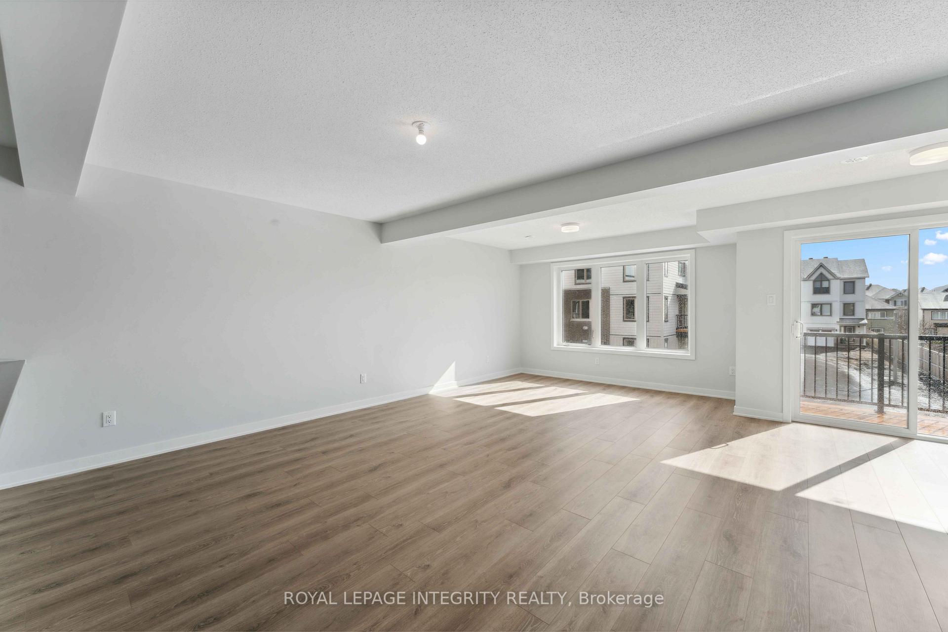 Photo 6 of 571 Woven Private, Ottawa, Stittsville (North) — HOMEH